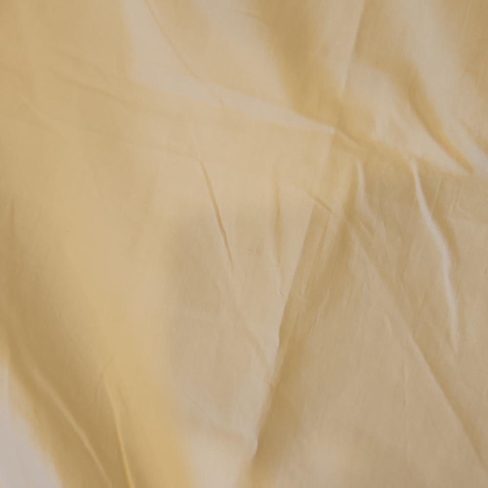 Yellow flat sheet